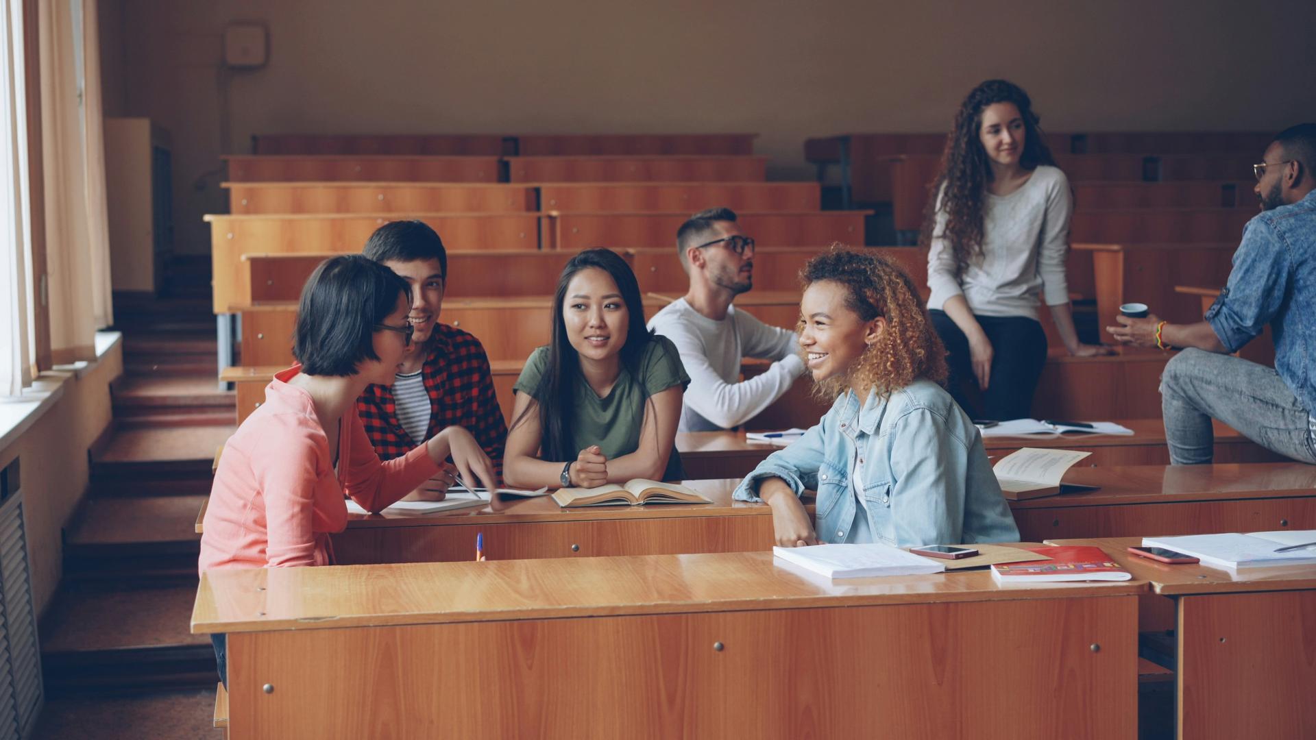 Campus workspace with collaborative setting